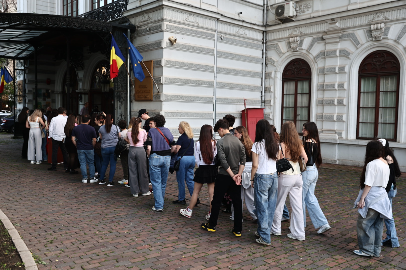 Noaptea Muzeelor 2026. Mii de oameni au stat la coadă ca să vadă muzee gratuit în București