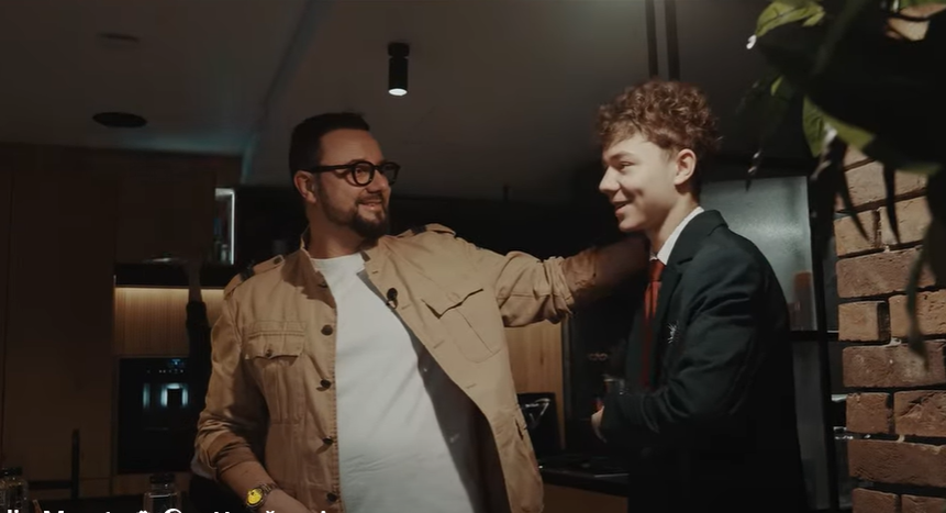 Imaginile publicate de Cătălin Măruță, la o săptămână de când a rămas fără emisiunea de la PRO TV. „Filmul pe care îl veți vedea este povestea acelei zile”
