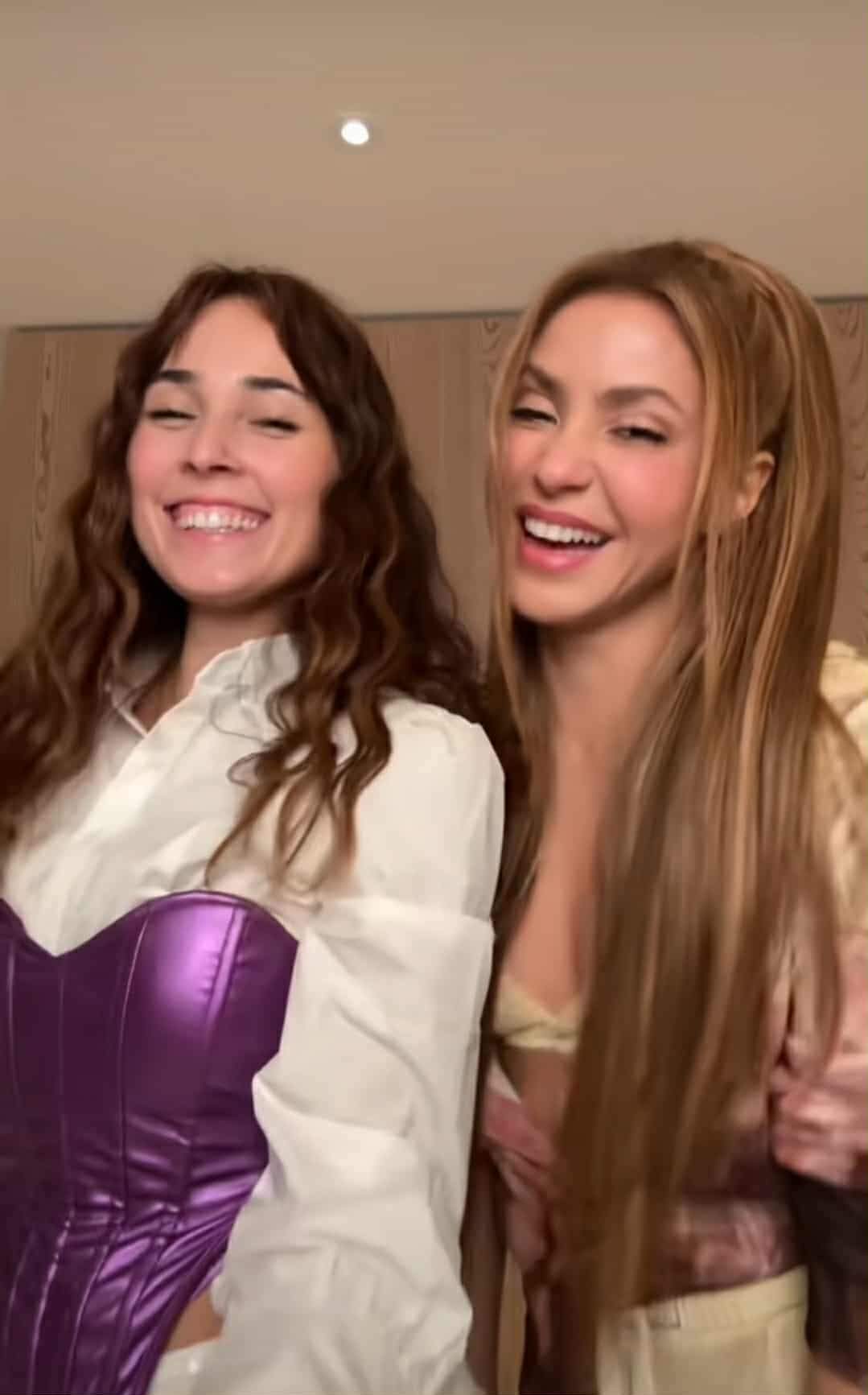 Cine e românca renumită care s-a filmat alături de Shakira. Imaginile au devenit virale