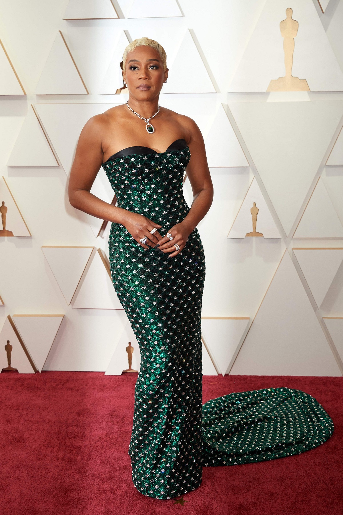 Ținute Oscar 2022. Unele celebrități s-au întrecut în rochii elegante pe covorul roșu, iar o actriță a purtat pantaloni scurți