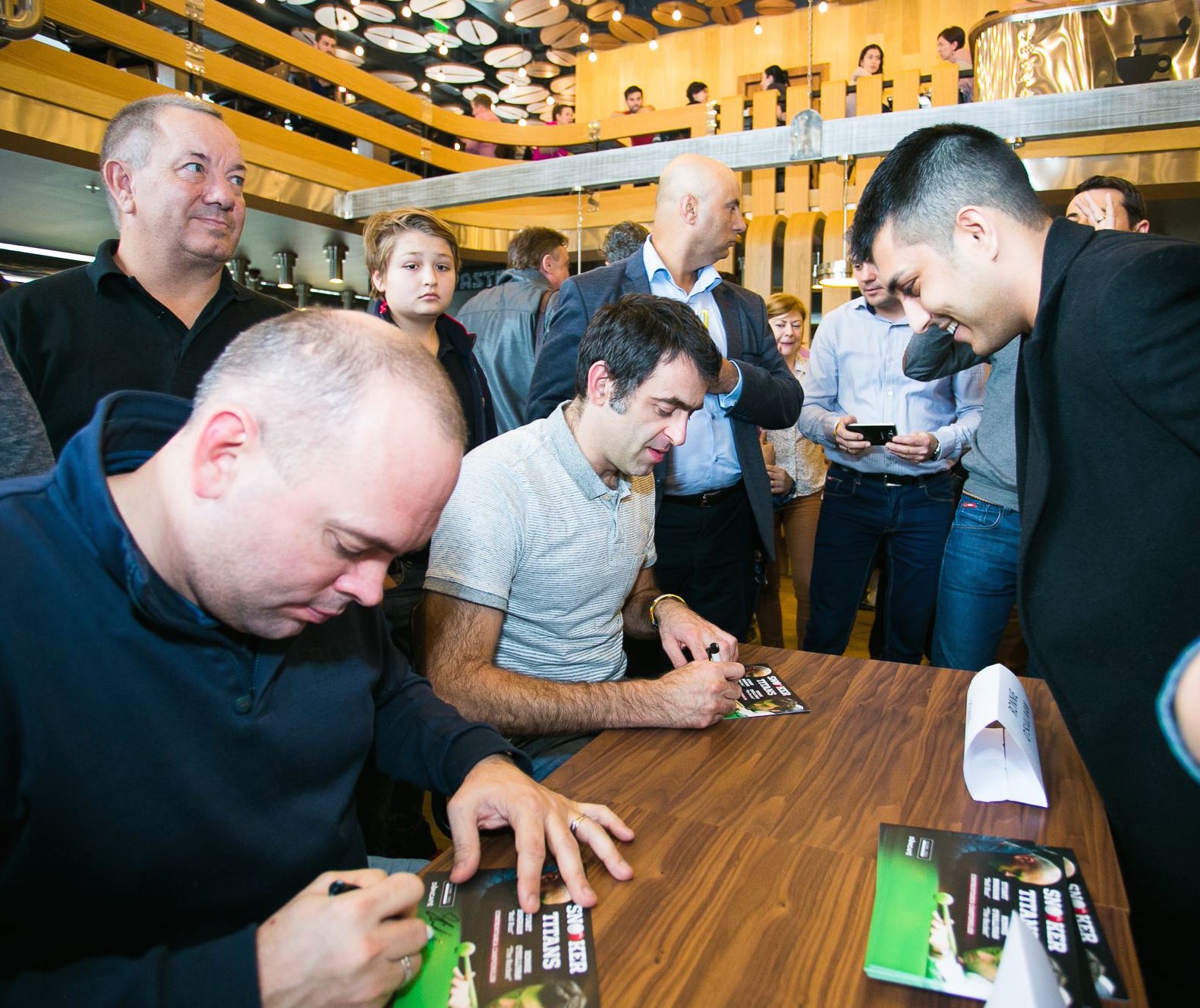 Hagi i-a întors complimentele lui Ronnie O’Sullivan: ”Nu sunt aşa de precis cum e el”