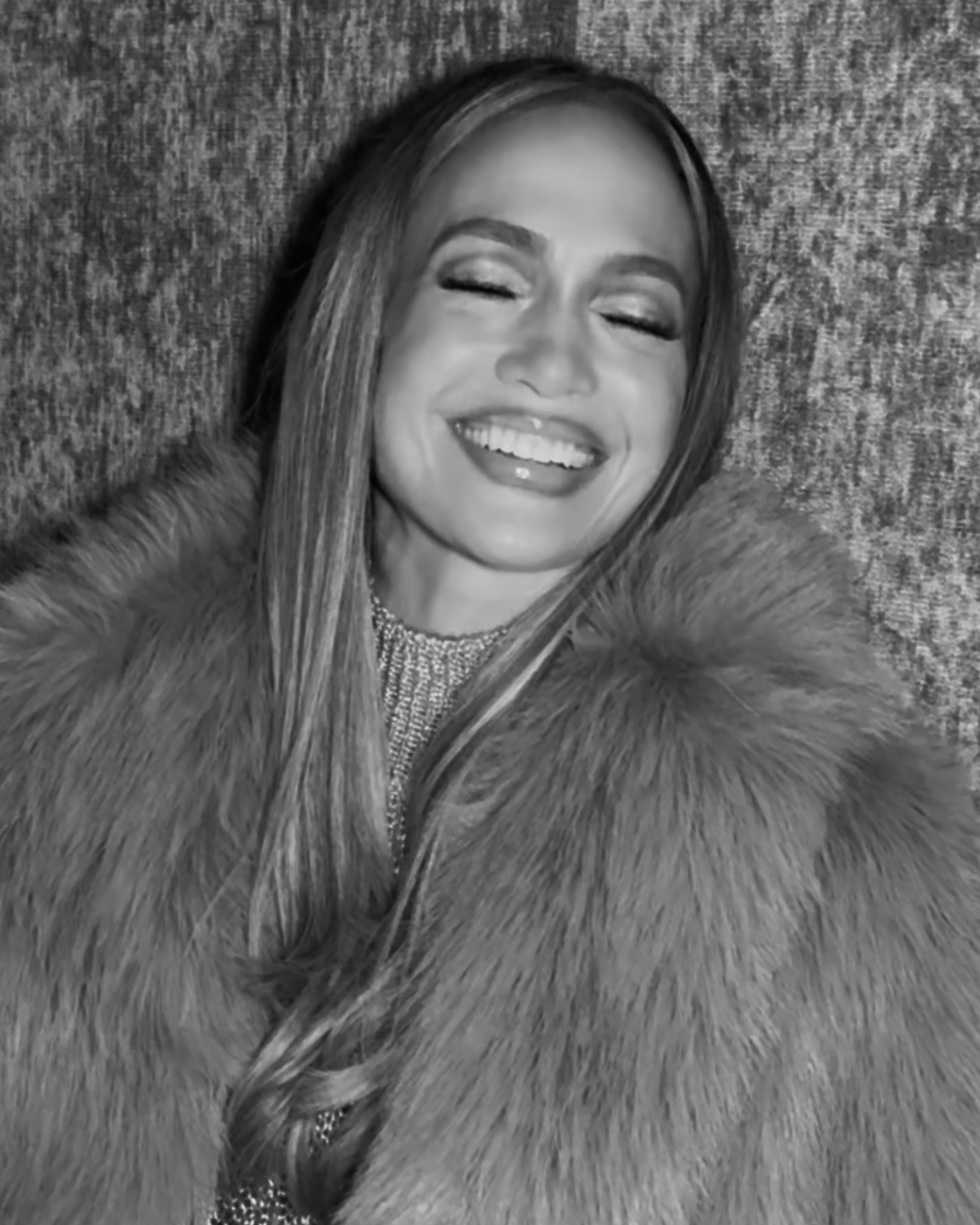 Cum a apărut Jennifer Lopez după ce s-a aflat că va avea concert la București. La 55 de ani, artista e mai mulțumită ca niciodată de silueta ei