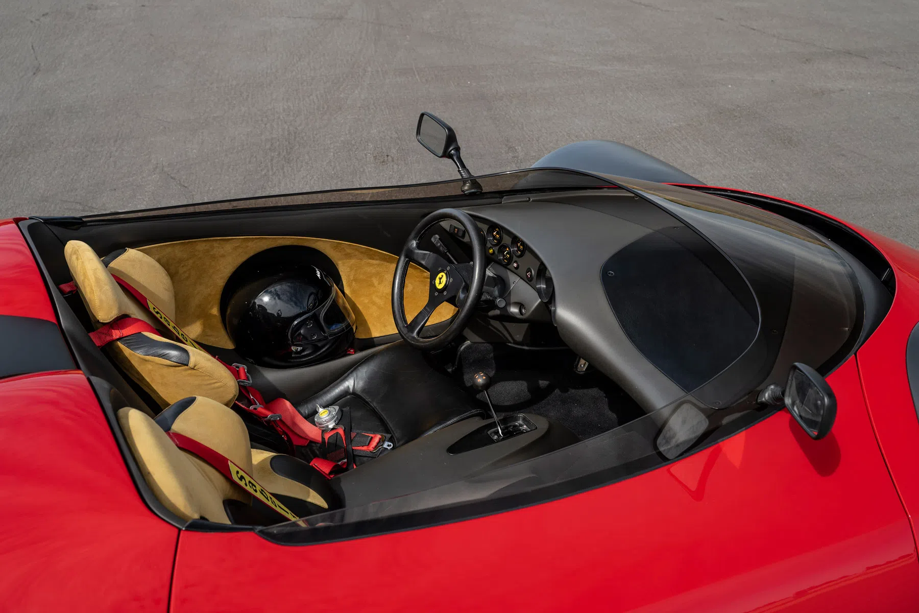 Cel mai urât Ferrari din lume a costat 109.250 de euro și a fost parcat o vreme într-o sufragerie. Ferrari Conciso e unicat