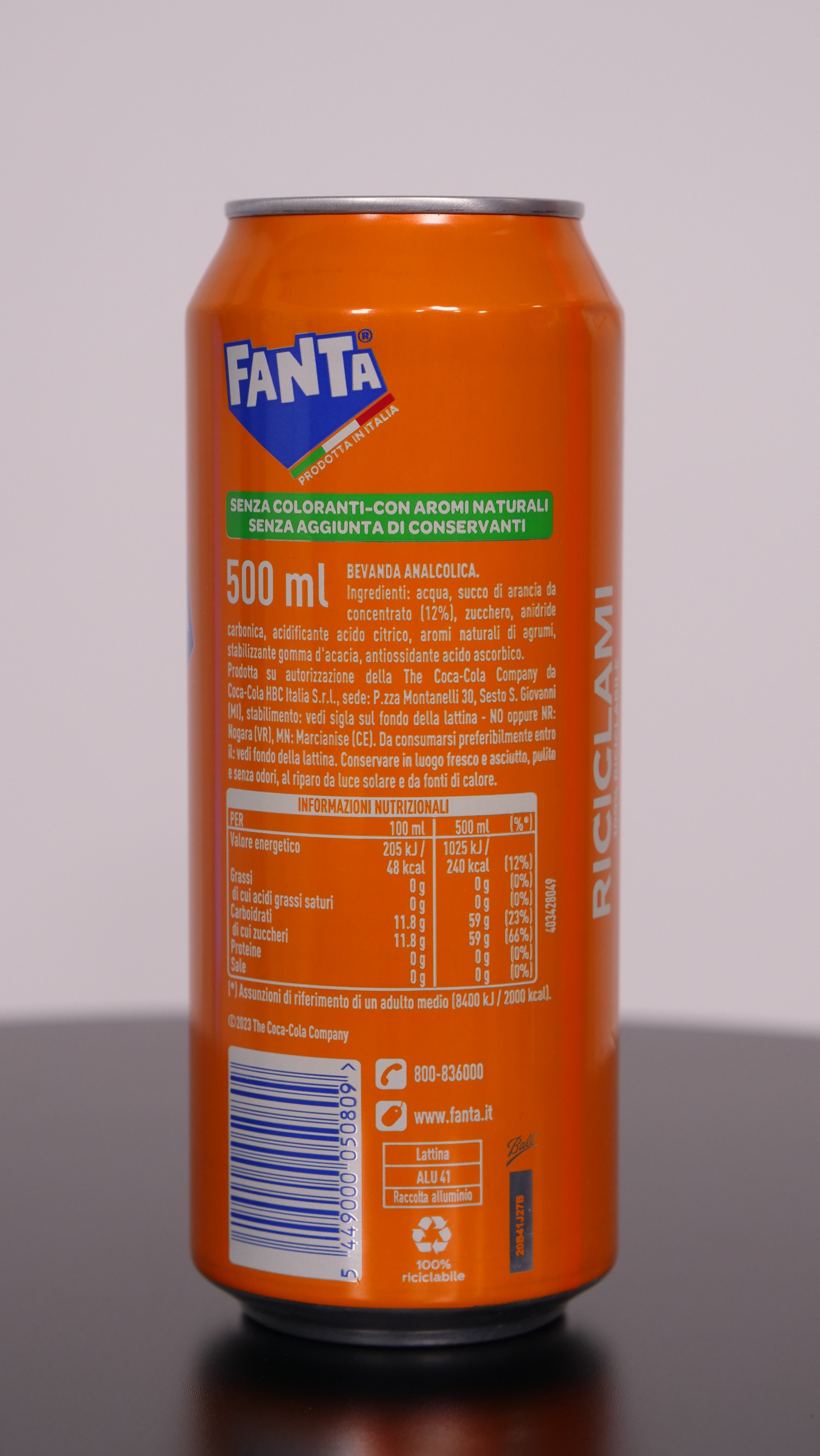 Fanta românească e mai scumpă și mai proastă decât cea din Italia: mai puțin suc de portocale, dar mai multe arome și coloranți | Experiment Libertatea