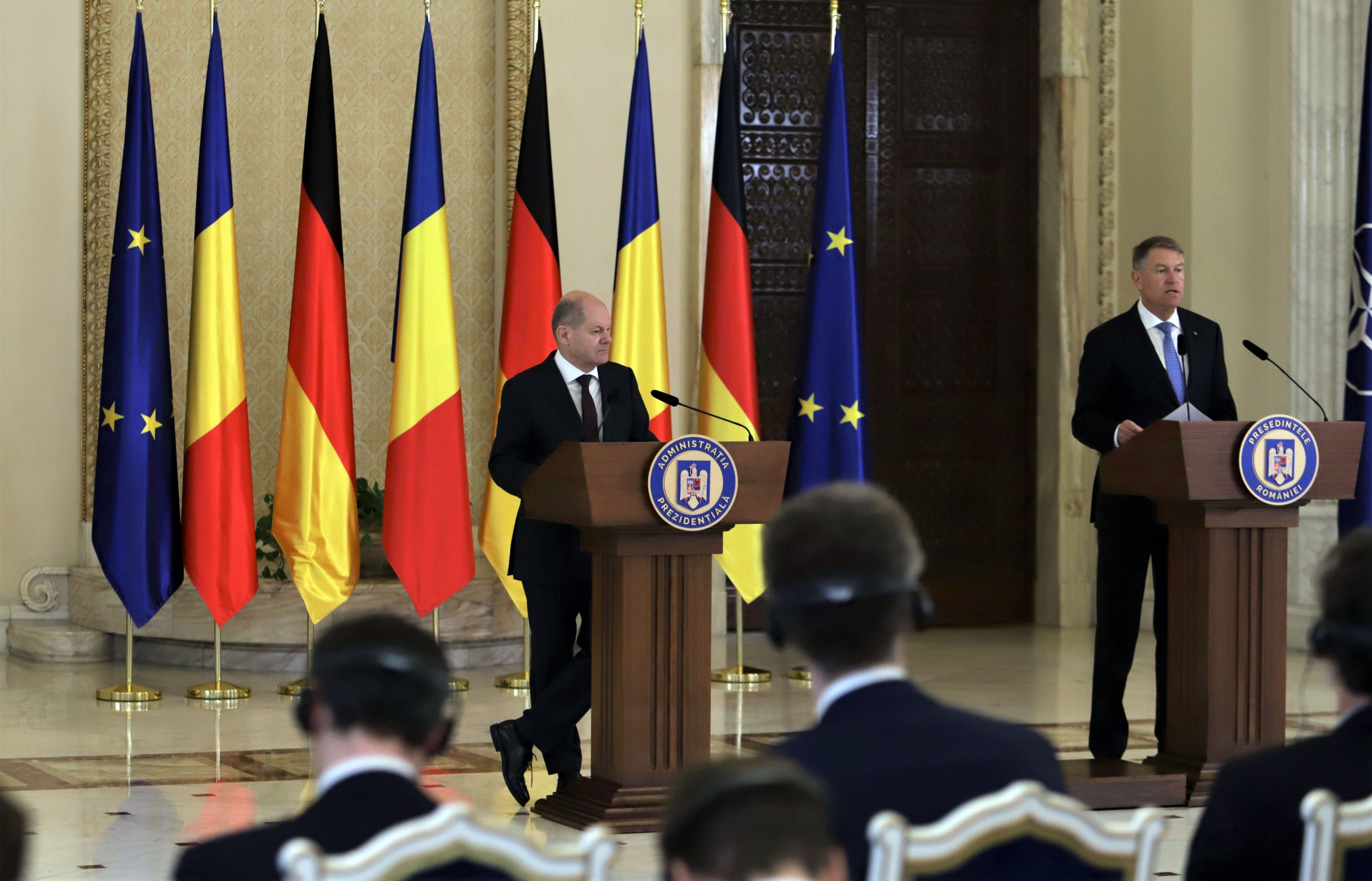 Klaus Iohannis se declară încrezător că rotativa guvernamentală va avea loc: „Nu cred că există o alternativă viabilă la coaliție”