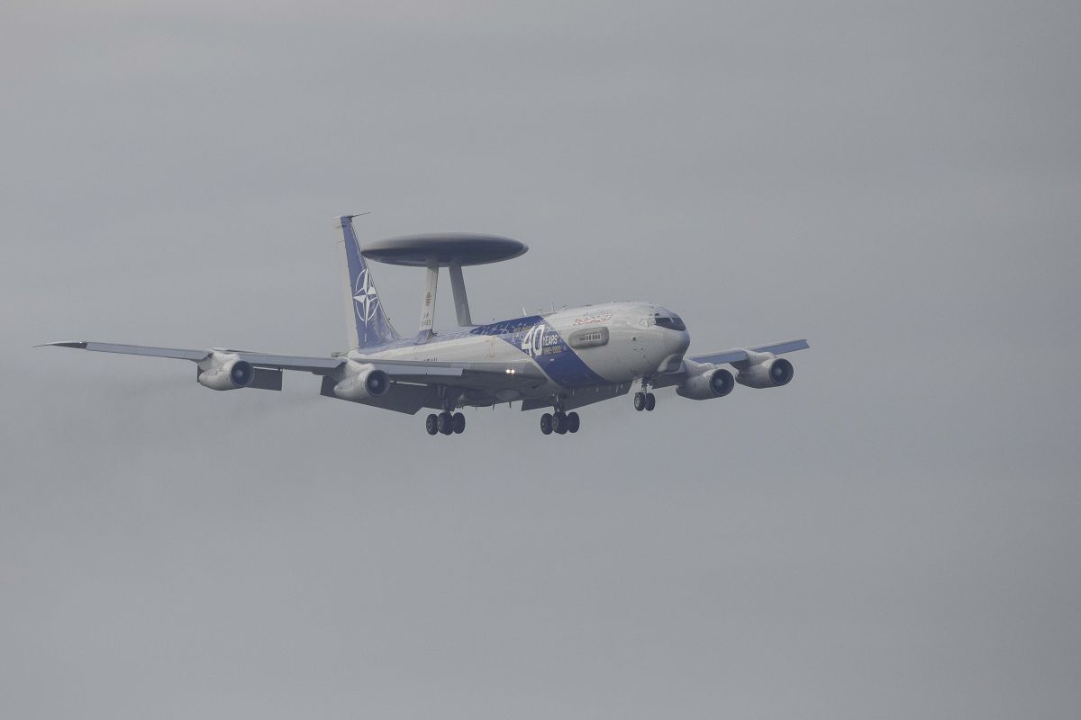 Avioanele NATO de supraveghere din Germania au aterizat pe Otopeni. Ce misiuni vor îndeplini