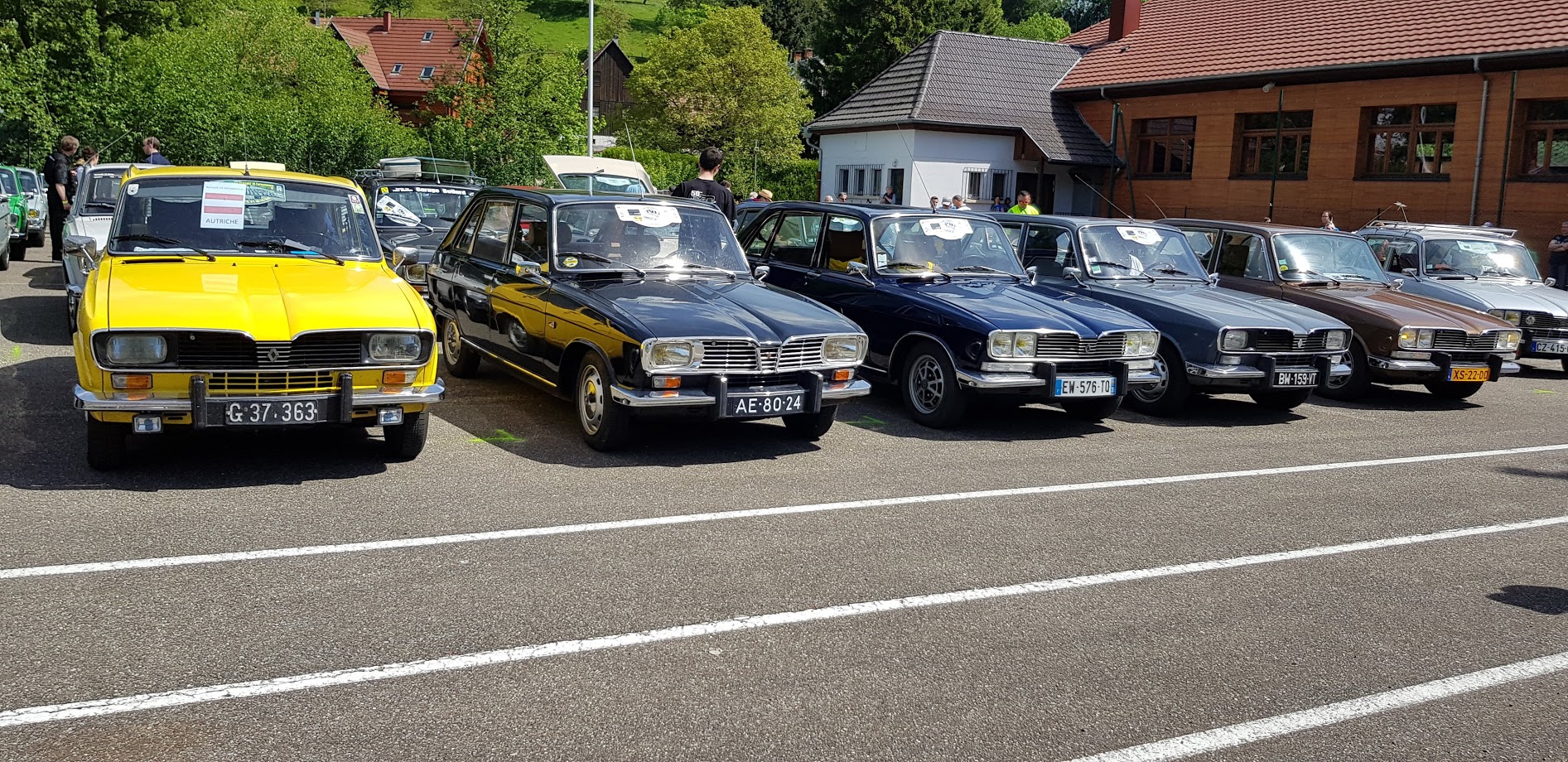 Am parcurs 4.000 km prin Europa cu o mașină veche de 52 de ani | GALERIE FOTO