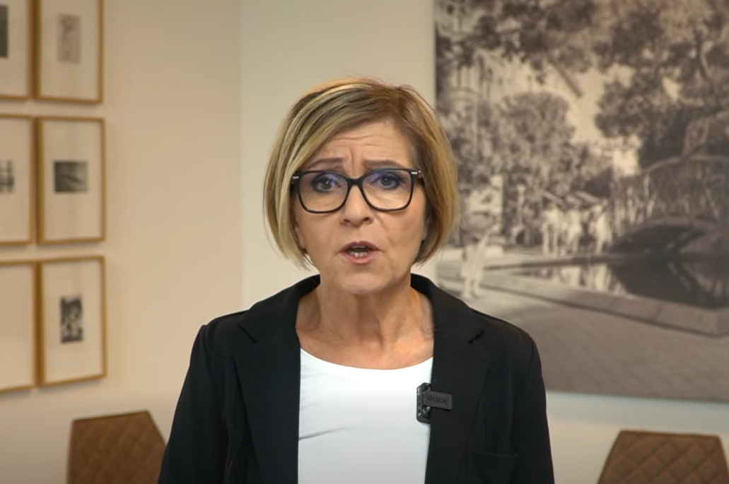 A DK nekiment a Tiszának