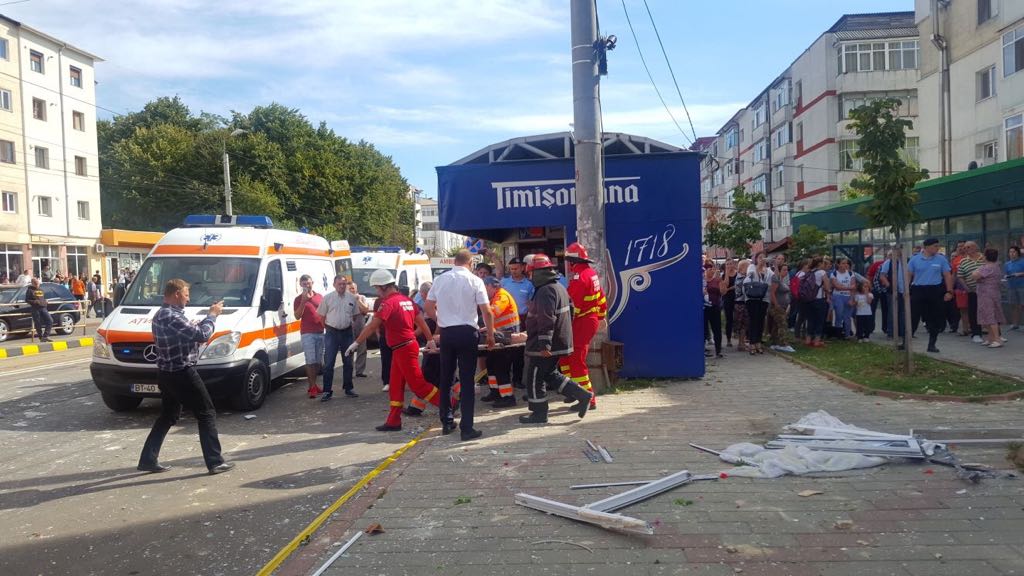 UPDATE: Cinci oameni răniți, după explozia de la Botoșani. Un copil, printre victime. Un adult, în stare critică
