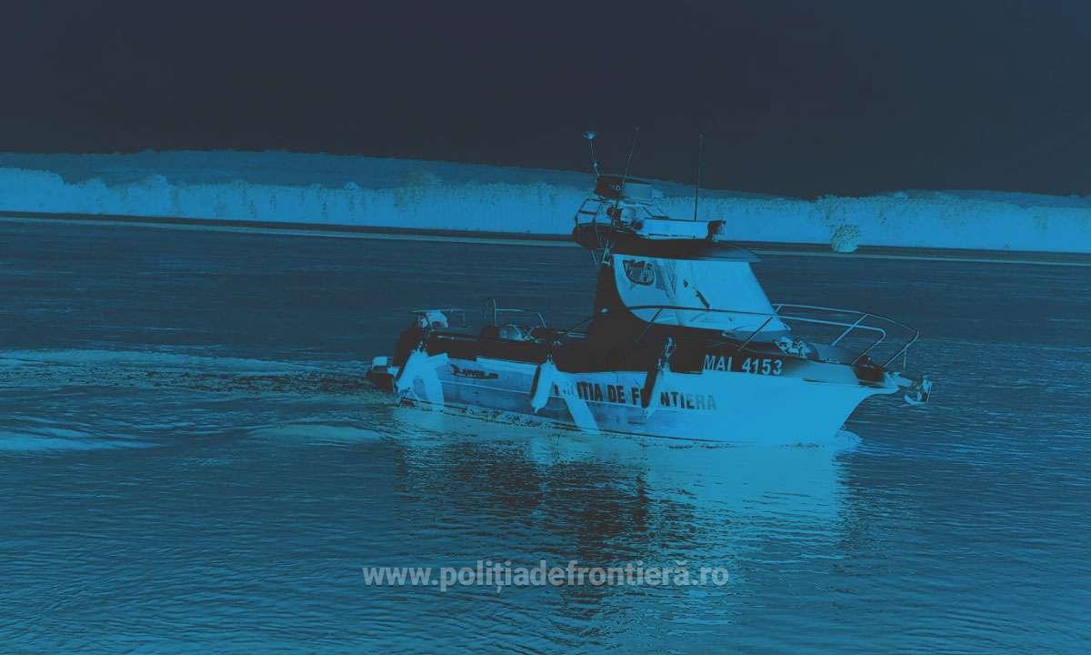 Patru bărbați în pericol de înec pe Brațul Borcea, salvați noaptea de polițiștii de frontieră