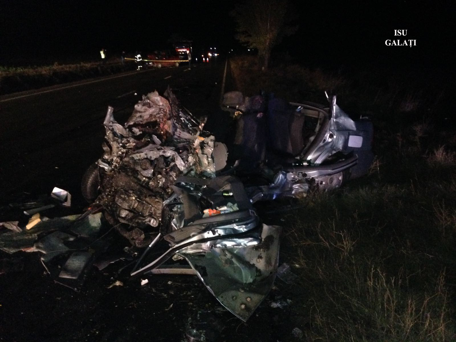 Trei morți și 11 răniți în urma unui accident cu patru mașini implicate / GALERIE FOTO