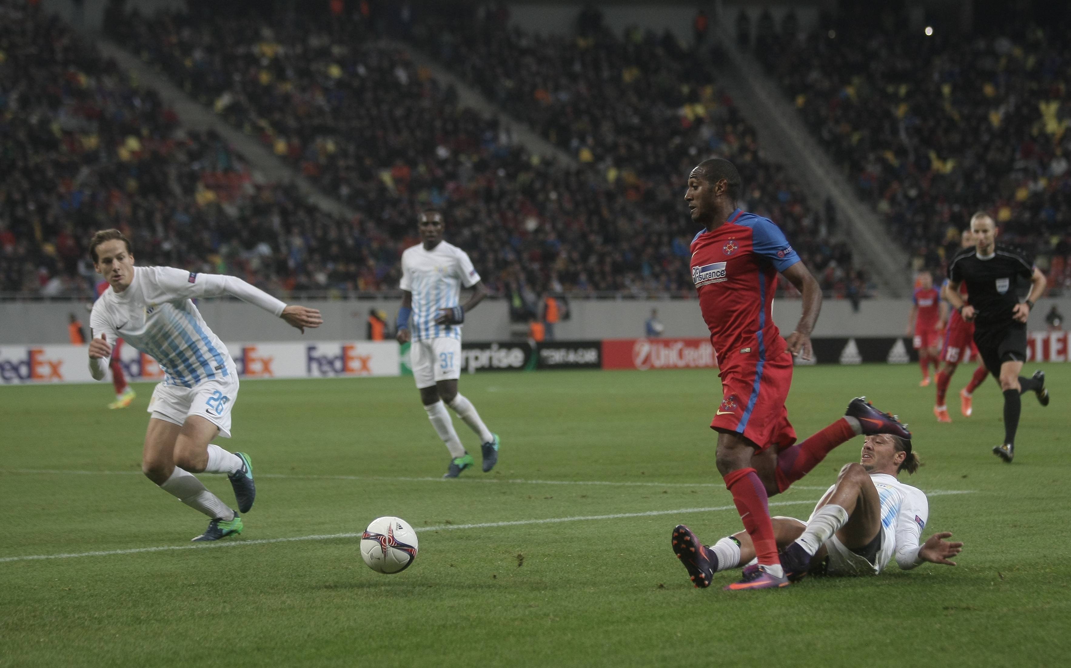 Steaua - FC Zürich 1-1. Gigi a explicat de ce nu a renunțat la Golubovici: “Punea preotul să-i dea cu mir pe tălpi”! Bosniacul i-a mulțumit pentru răbdare, deschizând scorul. Kone a egalat. ”Dublă” Rusescu | LIVE BLOG