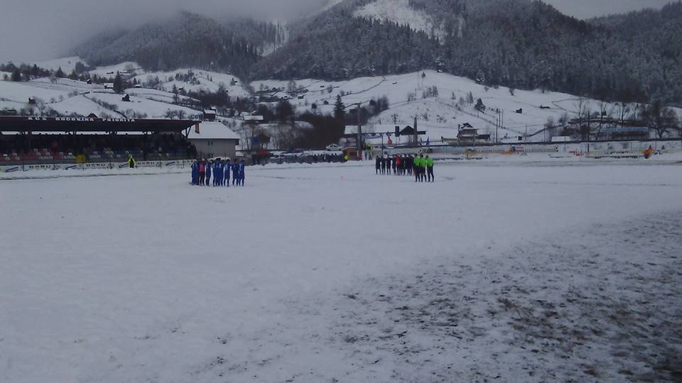 Liga 2. Mai moare o echipă din eșalonul secund? Primarul din Pojorâta, controlat de DNA! S-a jucat pe zăpadă în Suceava. FC Brașov a făcut iarăși scor, după 11-2 cu Metalul Reșița! LIVESCORE