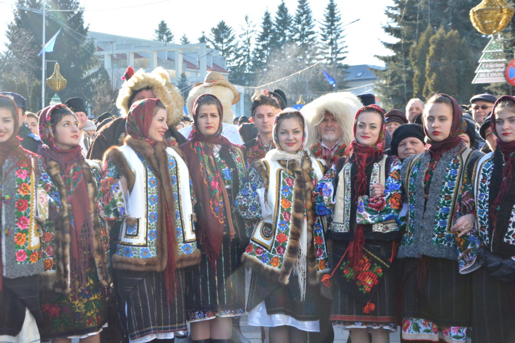 GALERIE FOTO/ Cum se pregătesc gospodinele din Bucovina de Sărbători
