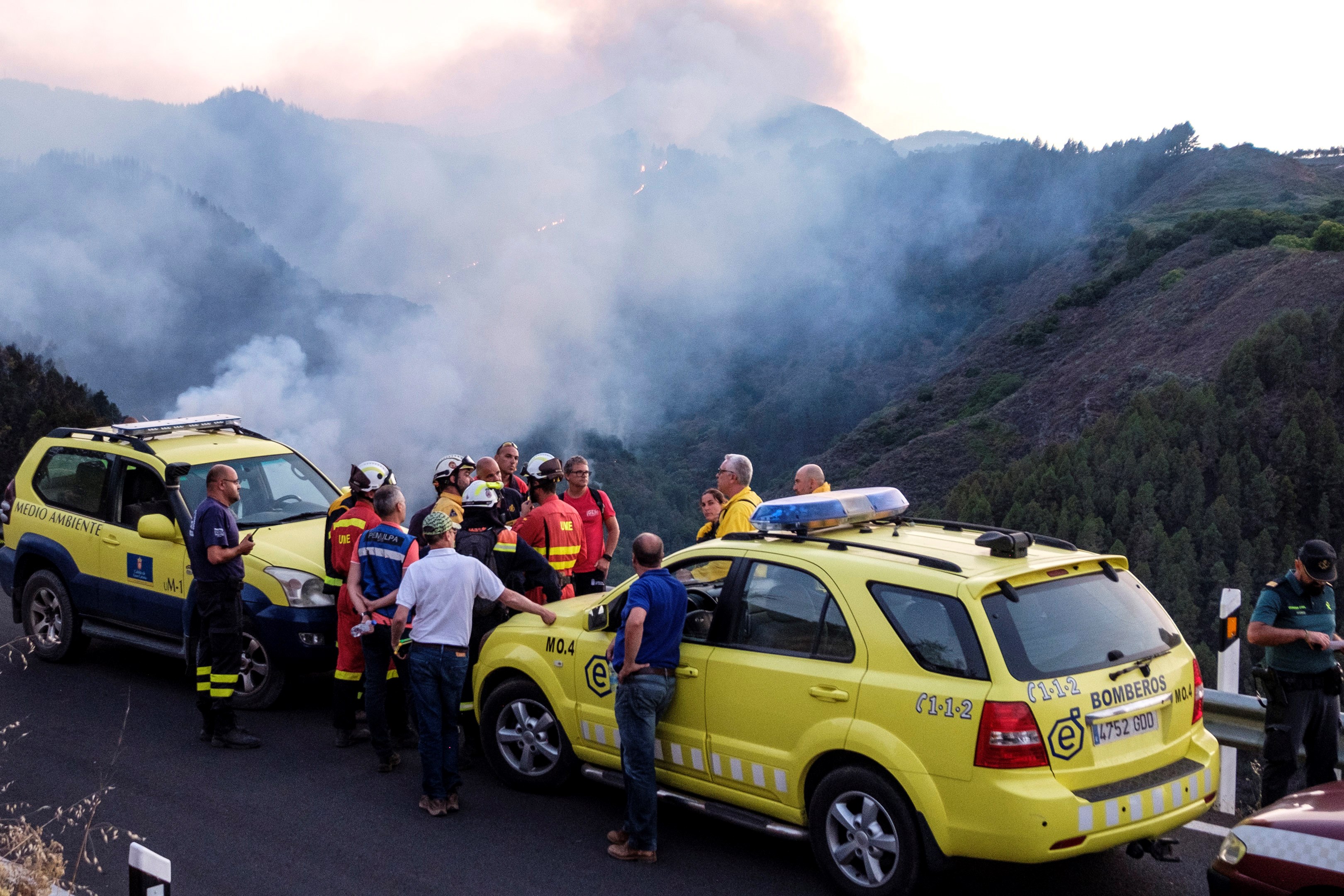Peste 2.000 de persoane au fost evacuate, după ce un nou incendiu de pădure a izbucnit pe insula Gran Canaria. Pompierii abia localizaseră un focar, în urmă cu 5 zile