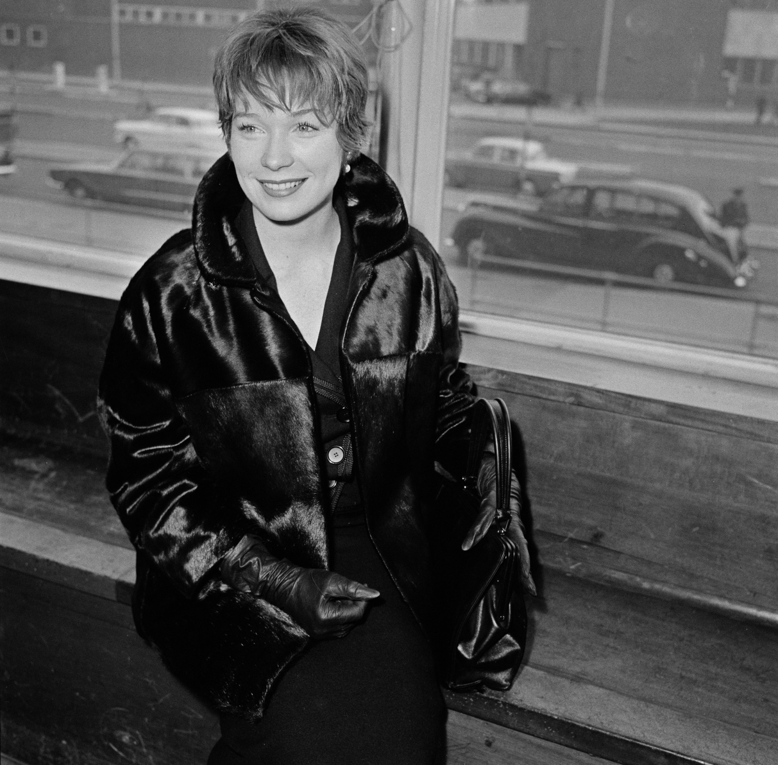 Cum arată Shirley MacLaine la 92 de ani. Povestea unei legende de la Hollywood: „Vârsta este doar o cifră”