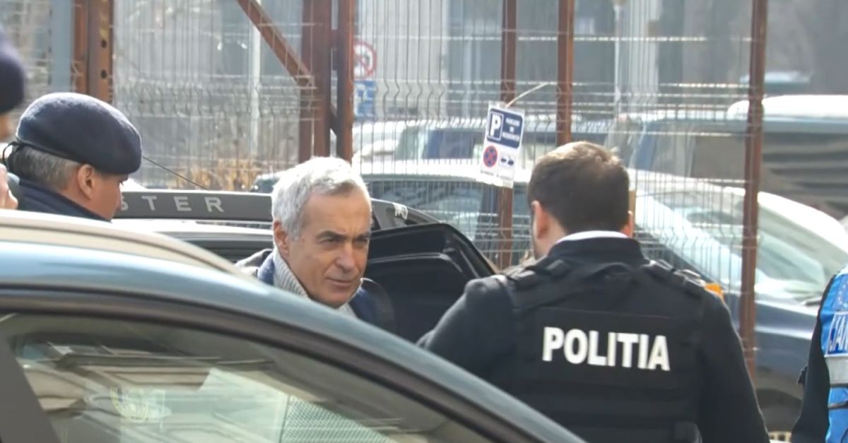 Ce program ar fi avut Călin Georgescu azi. Actorul Dorel Vișan l-a dat de gol după ce a fost oprit de polițiști: „Comicul mizerabil”