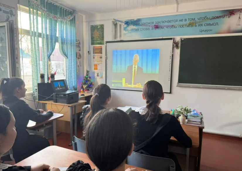 Copiii de grădiniță, puși să urmărească Linia Directă a lui Vladimir Putin: „Parte a procesului educațional”