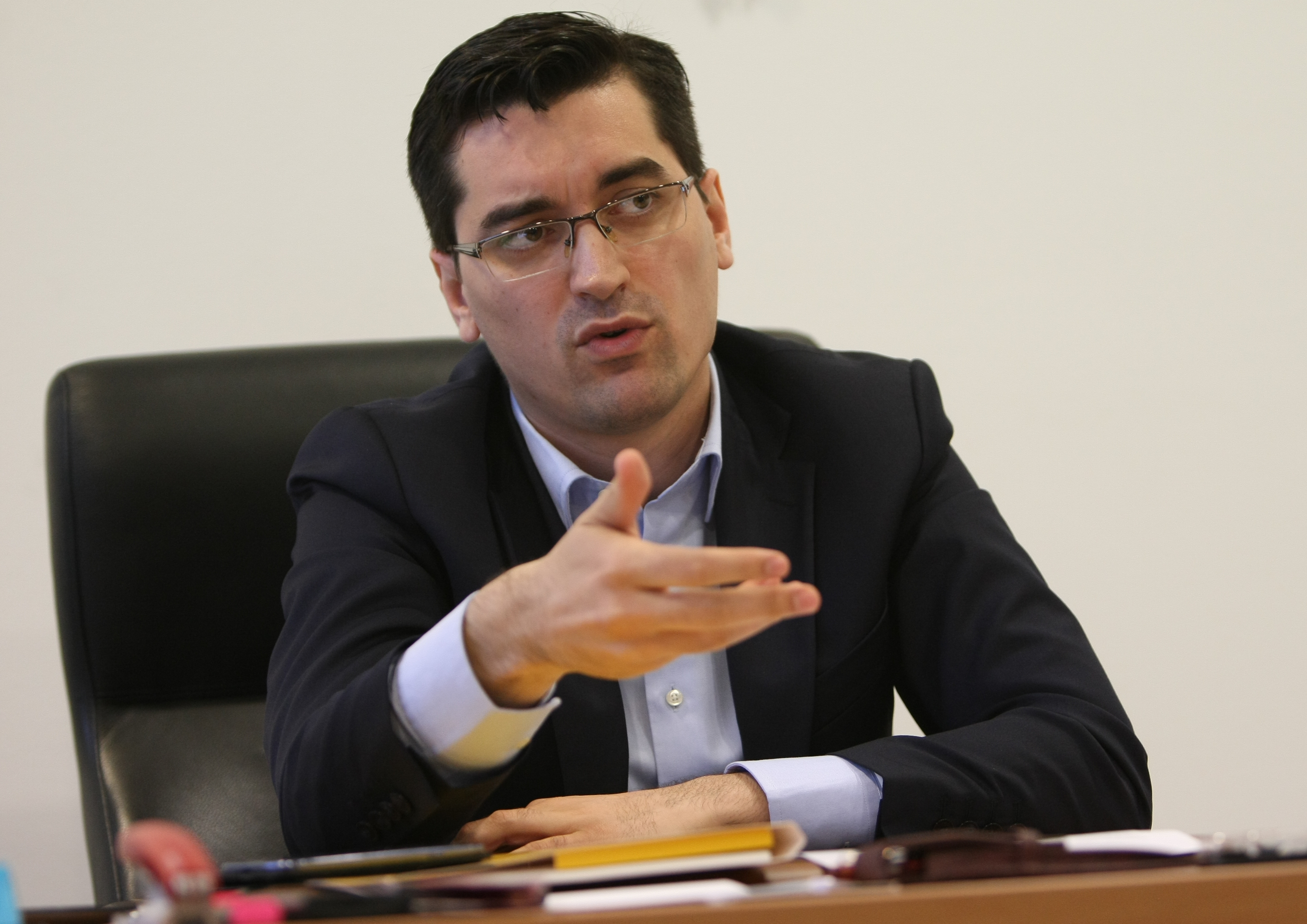 Cine sunt candidații la funcția de președinte FRF după alegerile din 2018 și ce programe au prezentat