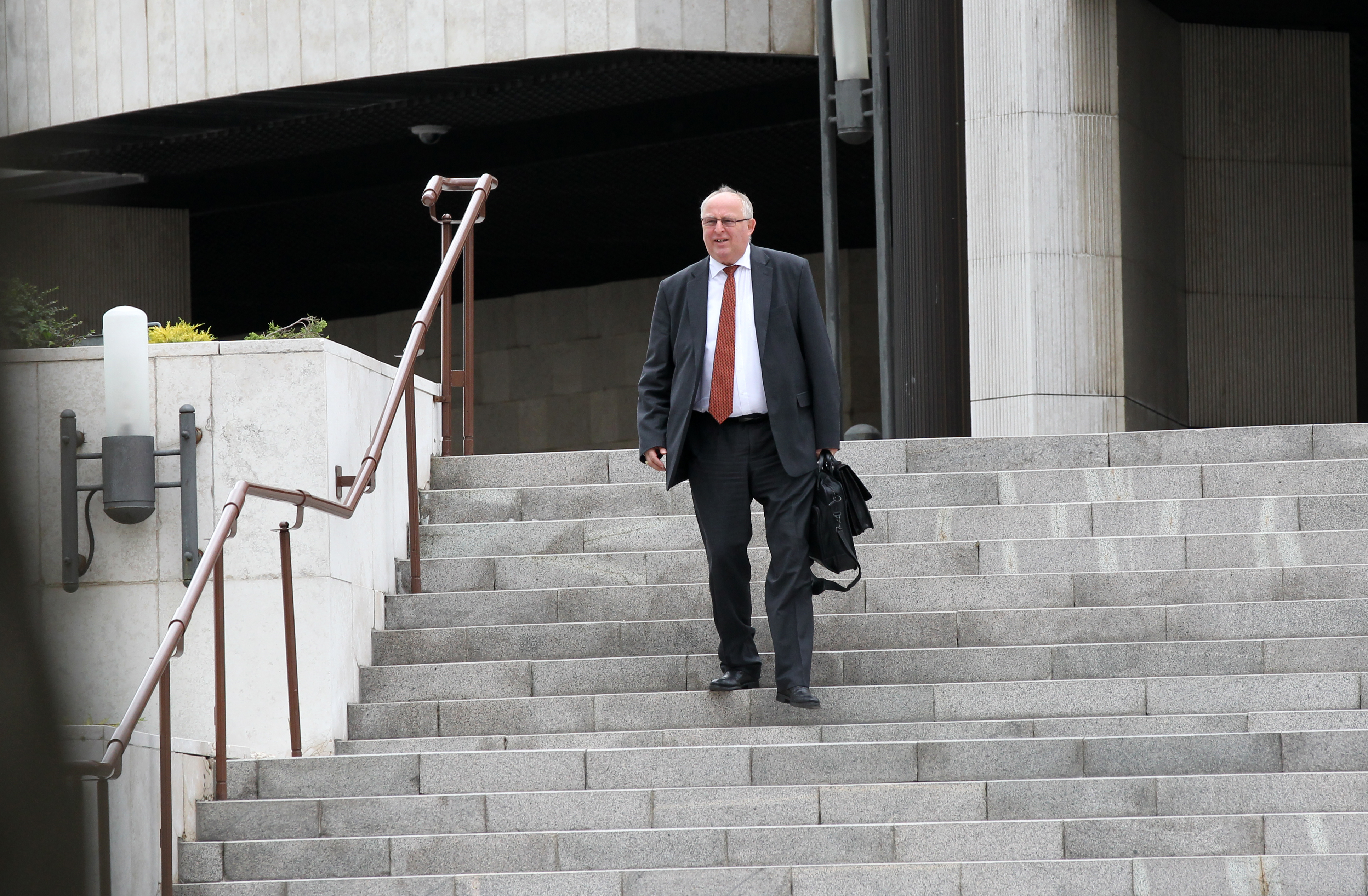 FOTO | #AllForJan. Articolul nepublicat de jurnalistul slovac Ján Kuciak, ucis în propria casă