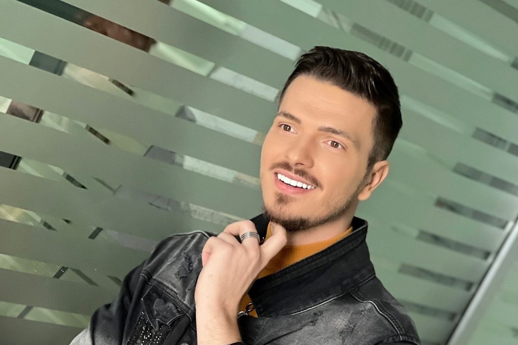 Ce spune Florin Burescu, stilistul vedetelor, despre tunsoarea lui Denise Rifai. „Nu cred că s-a tuns de capul ei. Are nevoie de mai multă feminitate”