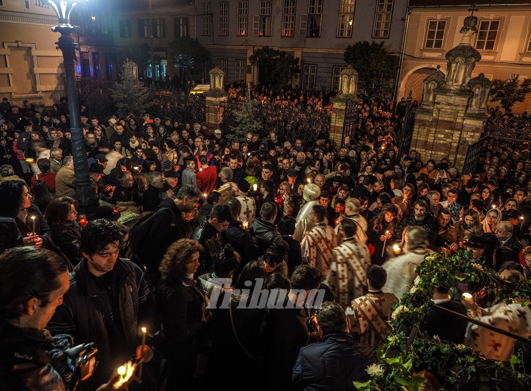PAȘTE 2016: HRISTOS A ÎNVIAT! Așa petrec românii de Paște, pe 1 MAI! FOTO&VIDEO