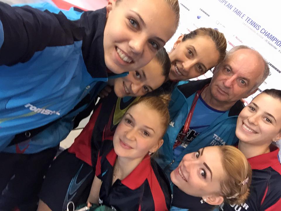România este în finala Campionatului European de tenis de masă de la Ekaterinburg, din Rusia! ^Victorie de senzație împotriva Ucrainei. În ultimul act jucăm cu Germania, deținătoarea titlului continental, marți, ora 12, Eurosport 1