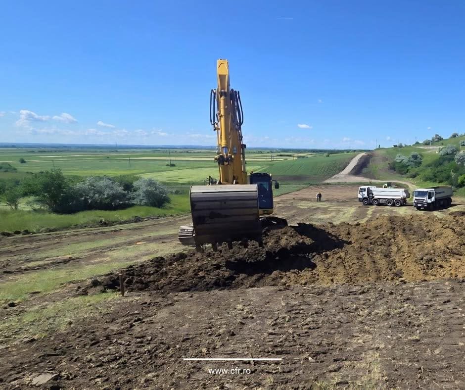 Peste 2.100.000.000 de lei costă modernizarea primei căi ferate din România. Când vor circula trenurile cu 120 km/h spre Giurgiu și Bulgaria