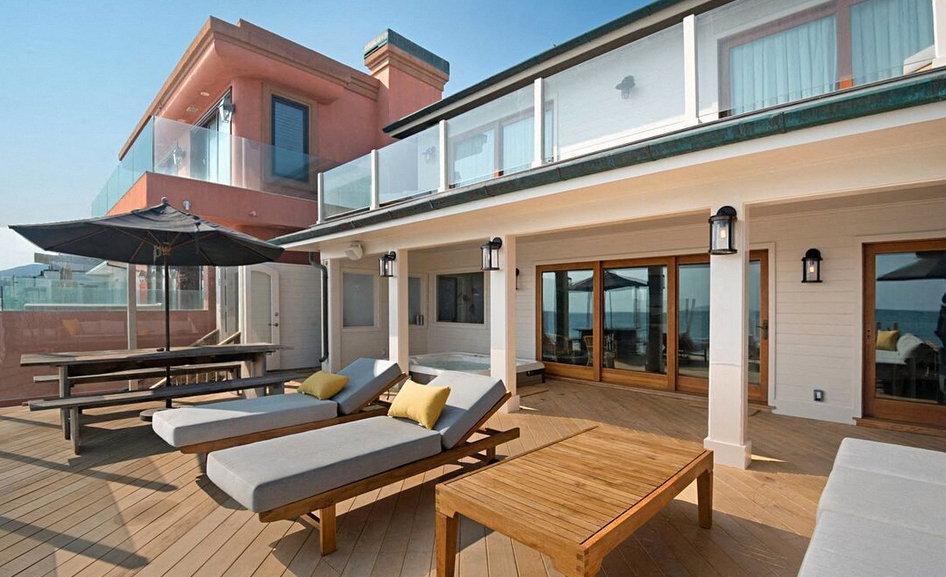 Leonardo DiCaprio își vinde vila din Malibu cu 10 milioane de dolari. Cum arată locuința de pe malul Oceanului Pacific