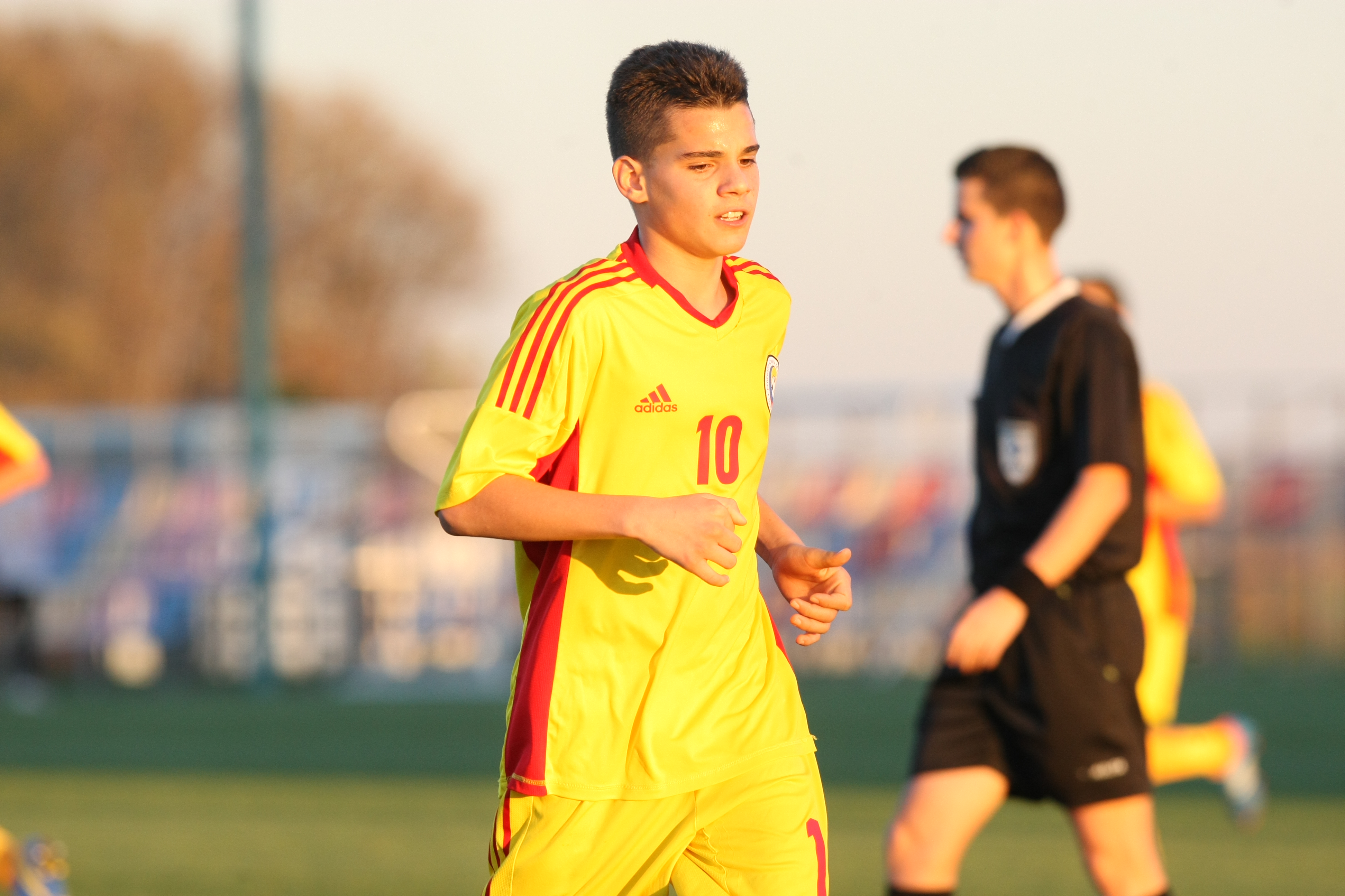 România U 17 - Cehia U 17, 1-2 la turneul din Andorra. Ianis Hagi, pasă de gol, a fost tăvălit bine
