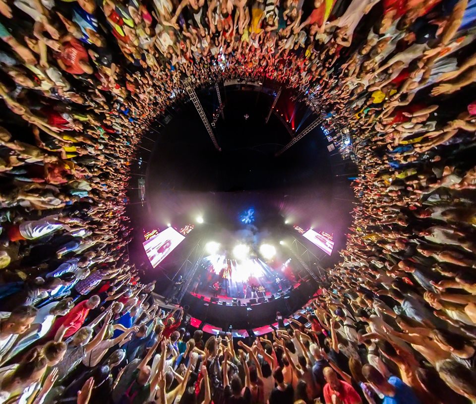 FOTO&VIDEO | La festivalul de la Olteni, Dr. Alban și Snap i-au făcut pe fani să-și rupă hainele de pe ei, Leo Iorga și Compact B i-au emoționat până la lacrimi!