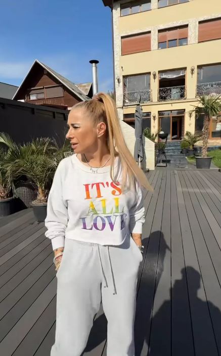 Ce face Ronald Gavril zilnic la prânz: Anamaria Prodan l-a dat de gol. Programul lui înainte de lupta pentru titlul mondial. Exclusiv