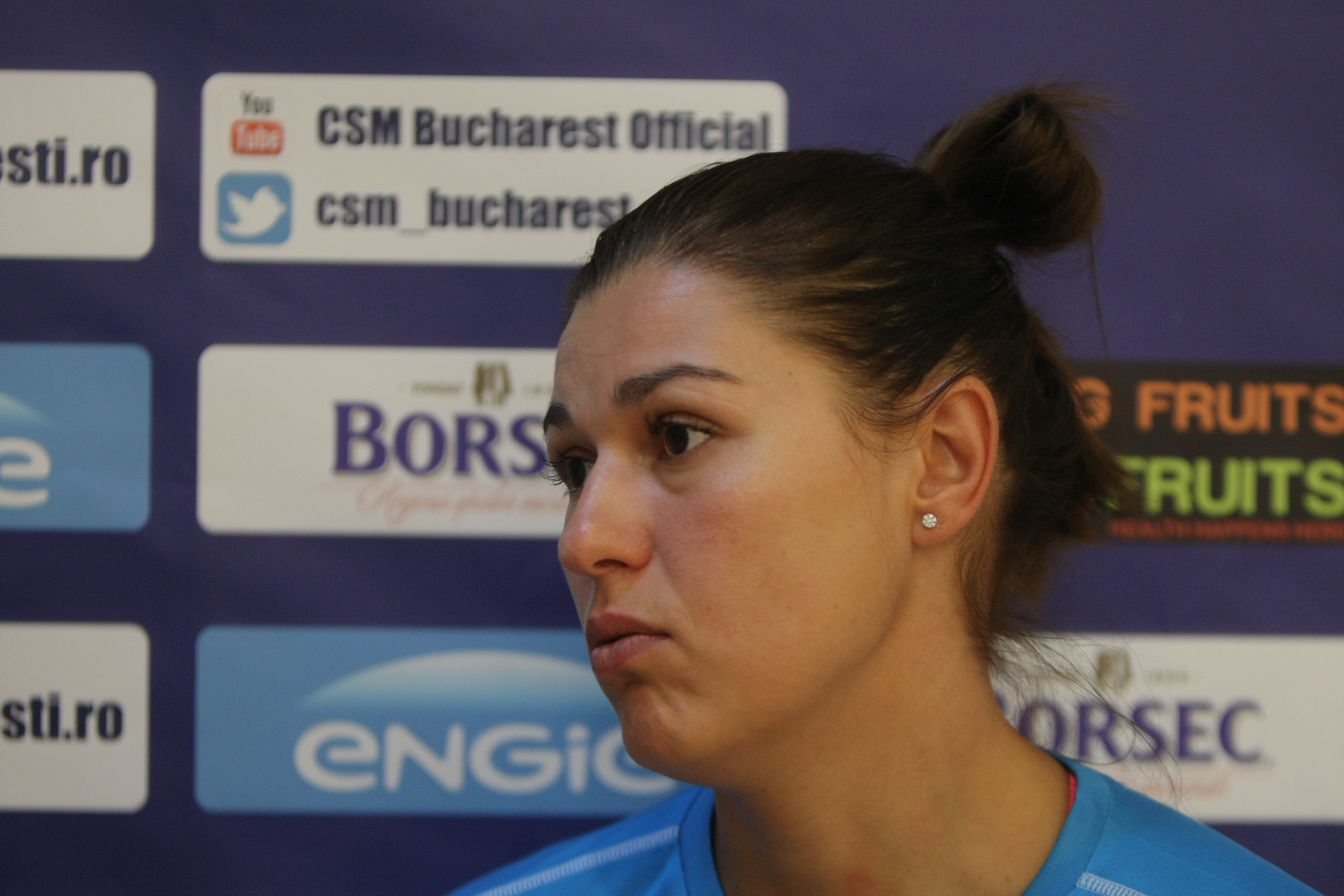 Oana Manea, pivotul echipei CSM București: ”Vreau copil”! Ce spune despre Vasile Șiman, cel care i-a batjocorit tatăl / GALERIE FOTO & VIDEO