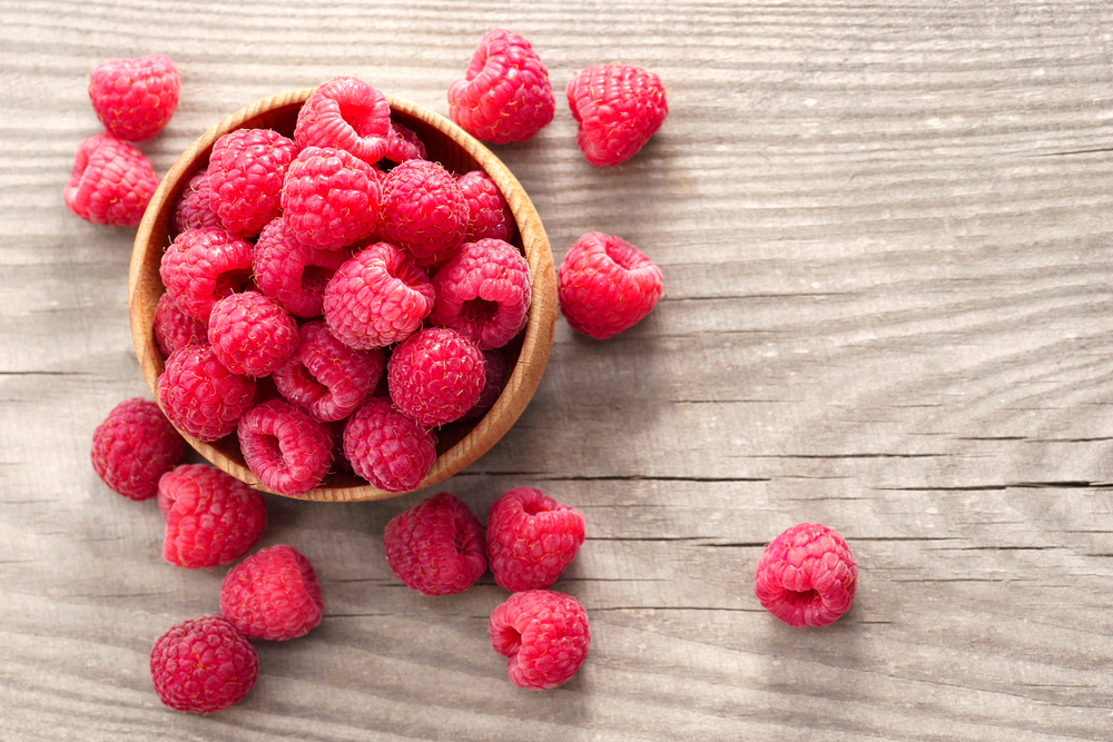 Zmeura - plantare, cultivare și îngrijire. Ce beneficii are consumul de fructe și ce rețete cu zmeură poți încerca