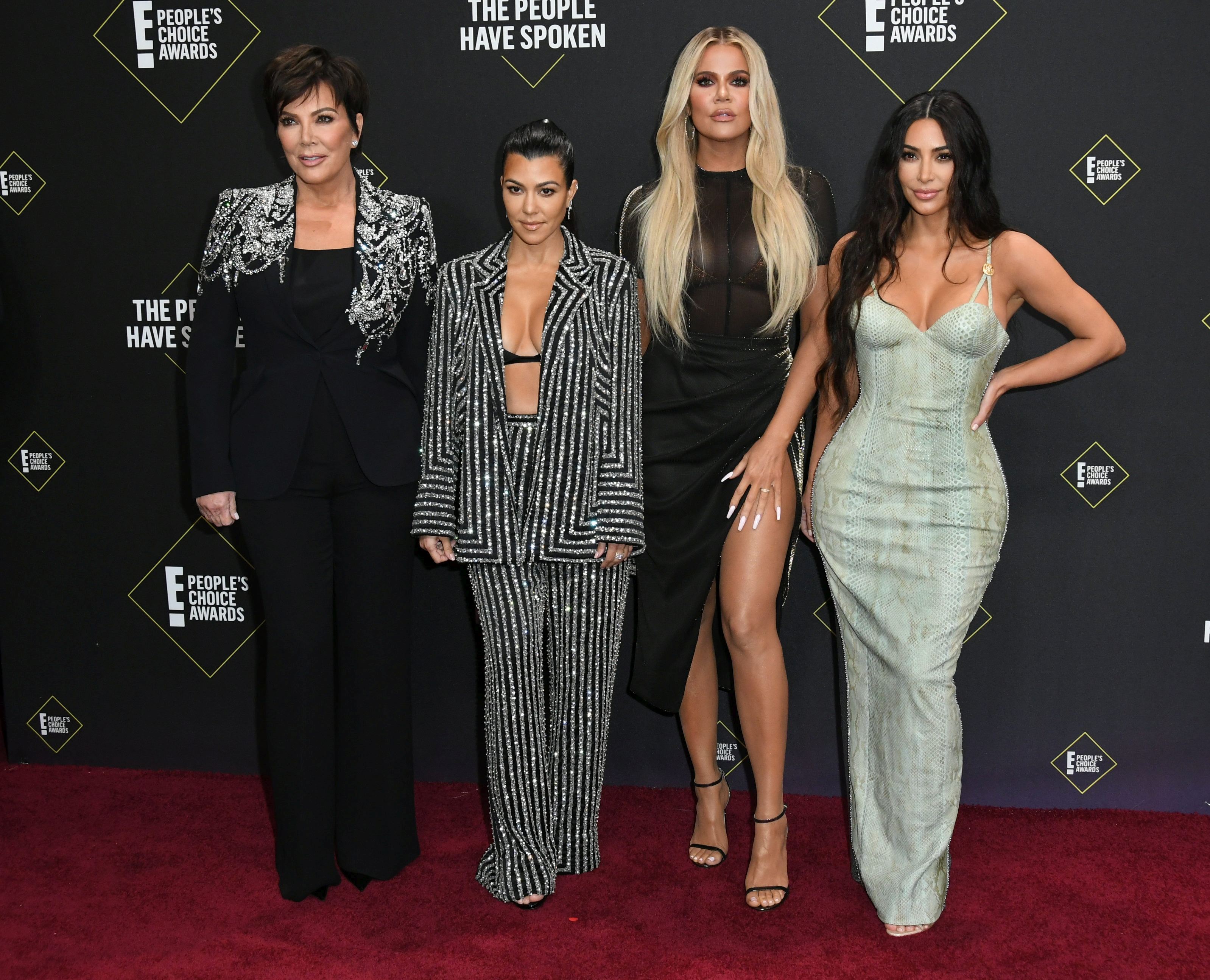 Kourtney Kardashian și Travis Barker au devenit părinți. Ce nume inedit au ales pentru bebeluș