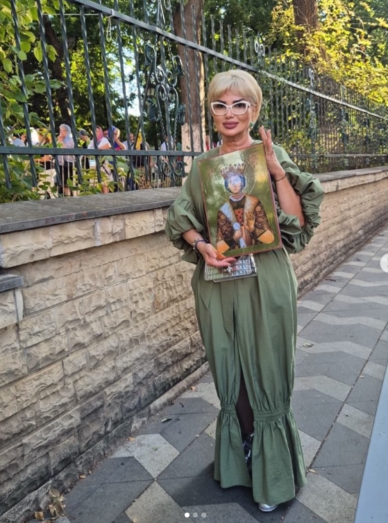 Ozana Barabancea a decis să nu își mai cumpere haine timp de un an