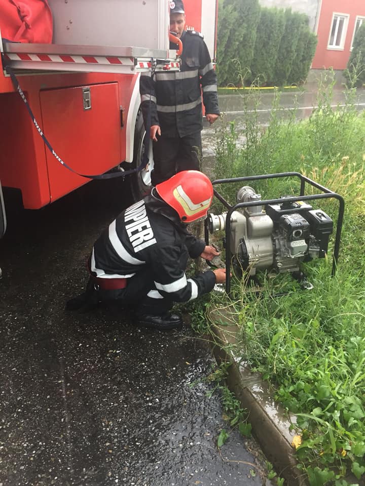Inundaţiile au produs pagube în patru localităţi din Bistriţa-Năsăud, inclusiv în orașul Bistrița