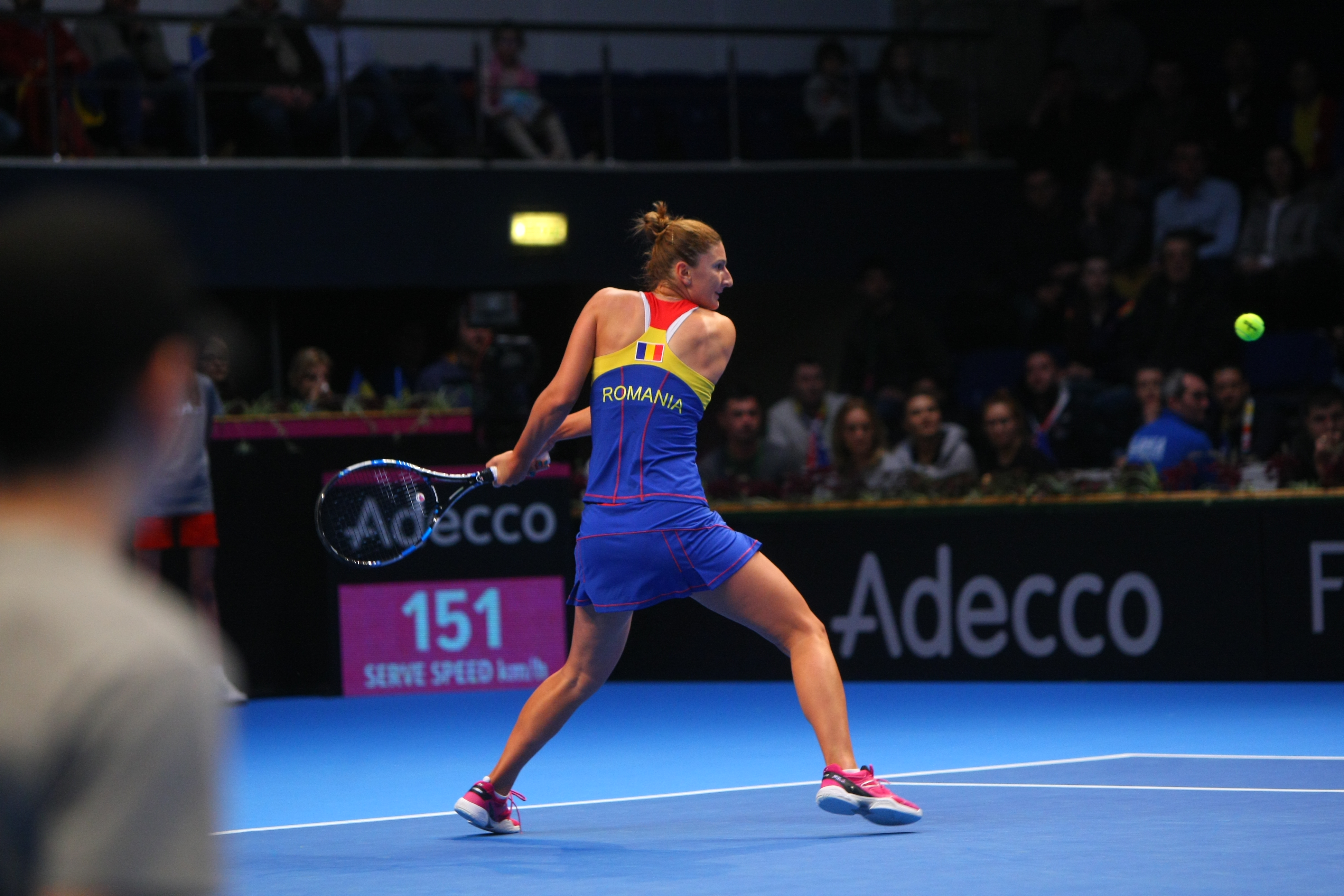 România a fost învinsă de Belgia, în primul tur al Grupei Mondiale II din Fed Cup. Irina Begu a jucat la simplu, dar a pierdut în setul decisiv. Reacții  | FOTO & VIDEO