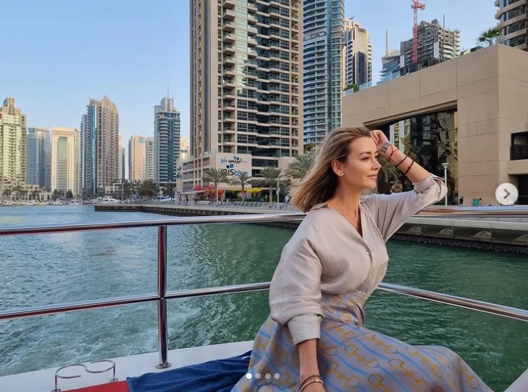 Cum e viața Denisei Tănase în Dubai. Locuiește în Emirate de jumătate de an: „M-am detașat de stres, muncesc mai puțin, dar mai eficient”