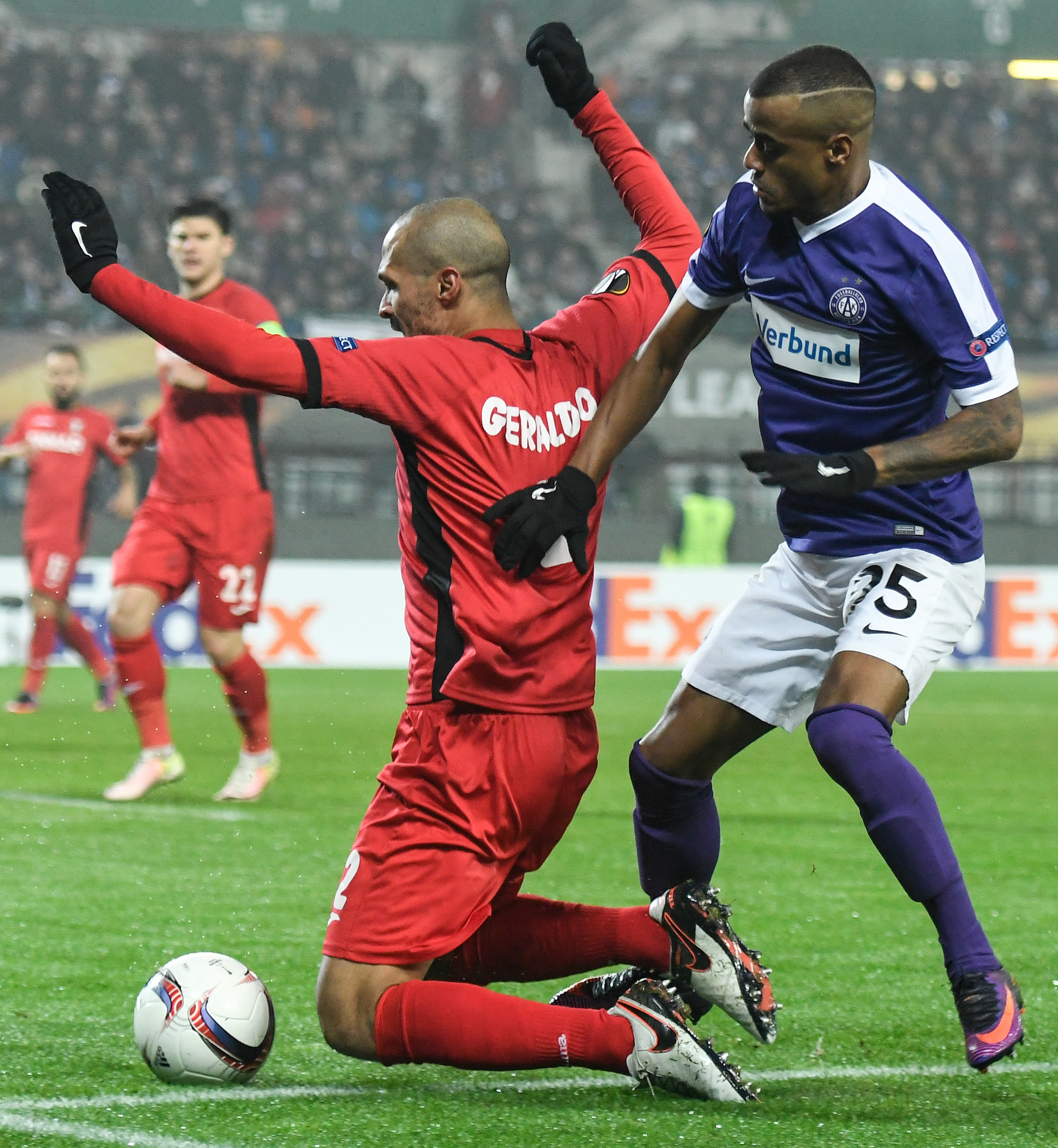 Austria Viena - Astra Giurgiu 1-2, AS Roma - Viktoria Plzen 4-1. Florea și Budescu au punctat. Austriecii au jucat în 10 oameni din minutul 65 | GALERIE FOTO & VIDEO