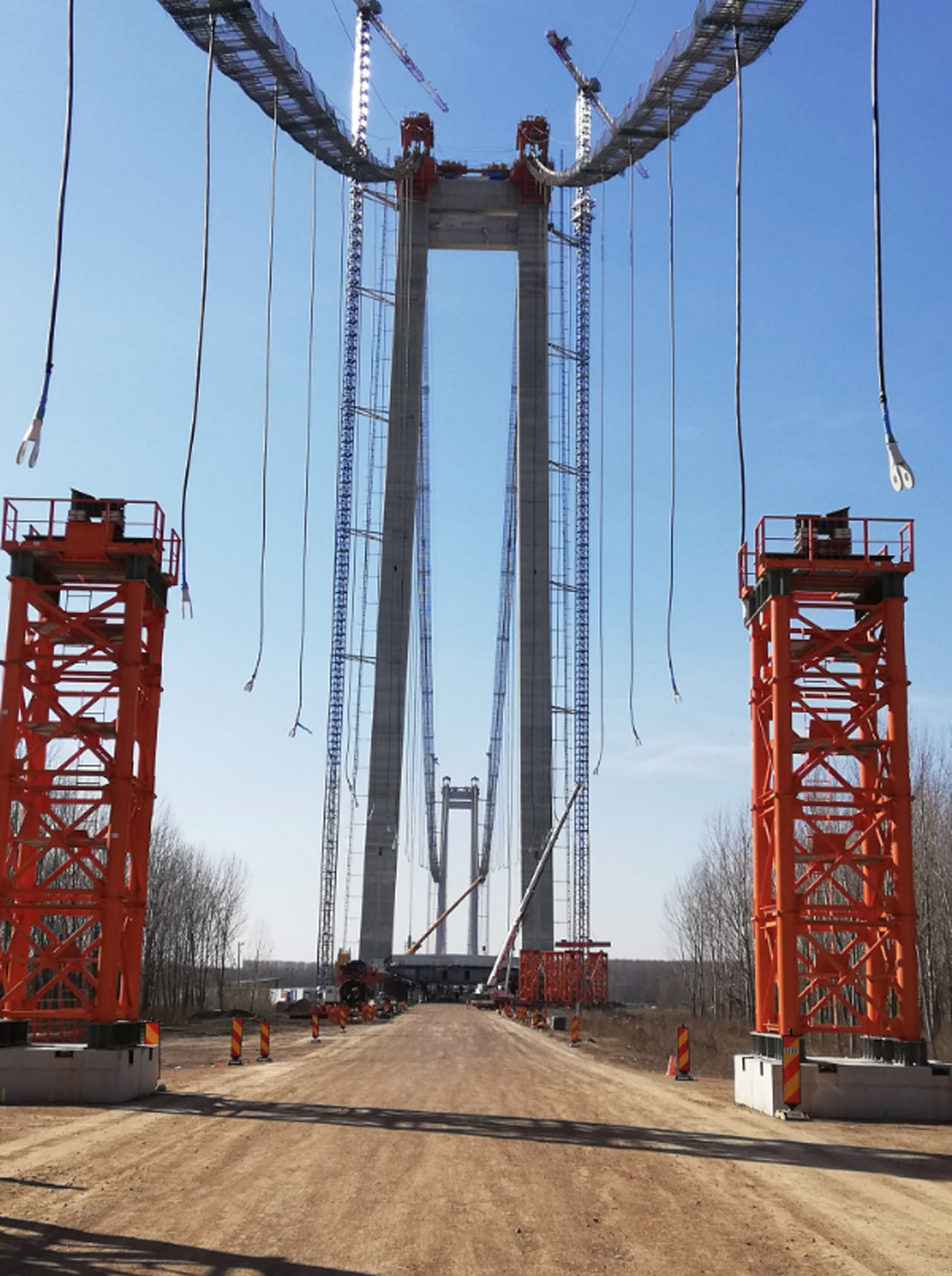 Podul „Golden Gate” de România, fără acces pentru bicicliști și pietoni, deși proiectul prevede. Explicațiile constructorului