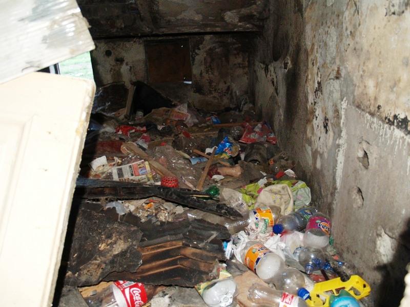 #Salvați Pipera/“Blocul groazei” a fost cândva în ”inima cartierului”. 100 de persoane au fost evacuate cu scandal | FOTOGALERIE