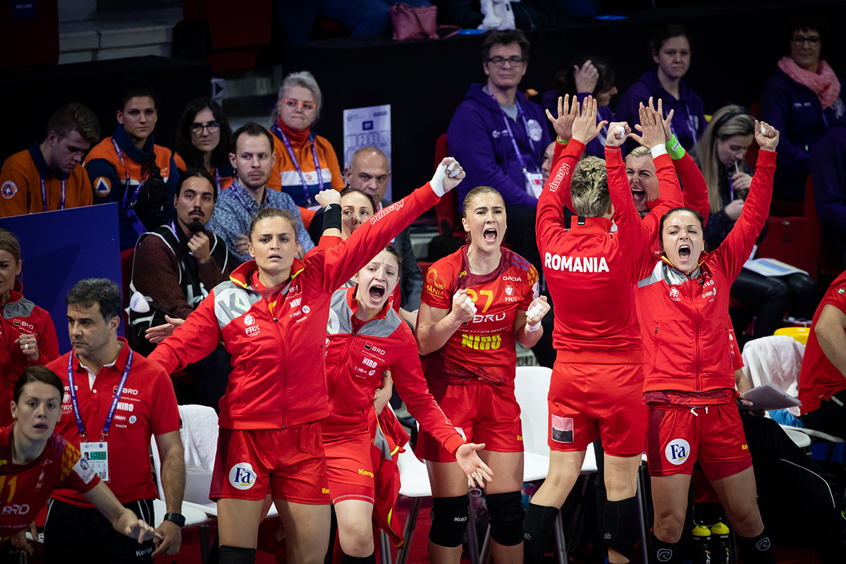 Succes, egal sau pierdem cu Ungaria la maximum două goluri = semifinale! Victorie: România - Spania, 27-25 la Euro 2018 de handbal feminin | GALERIE FOTO&VIDEO
