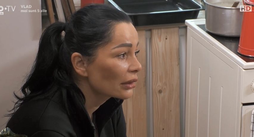 Brigitte Sfăt a izbucnit în plâns. Nu poate trece peste divorțul de Ilie Năstase | FOTO