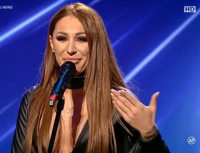 Denisa Despa, la Românii au talent. A făcut cel mai erotic dans | FOTO