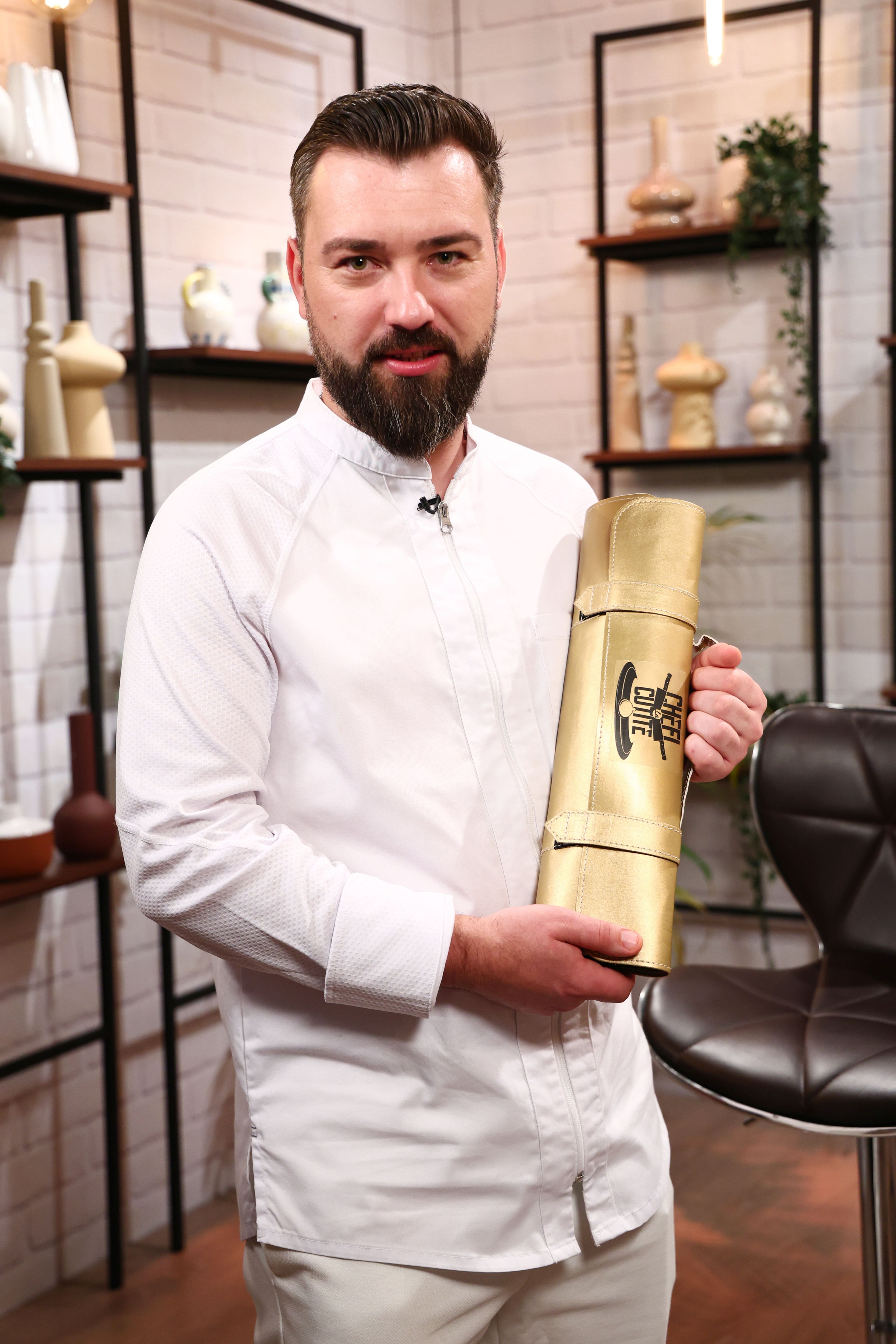 Cine este Alexandru Dodoaia, cuțitul de aur al lui Chef Richard Abou Zaki. Are 34 de ani și a cucerit juriul cu preparatul lui
