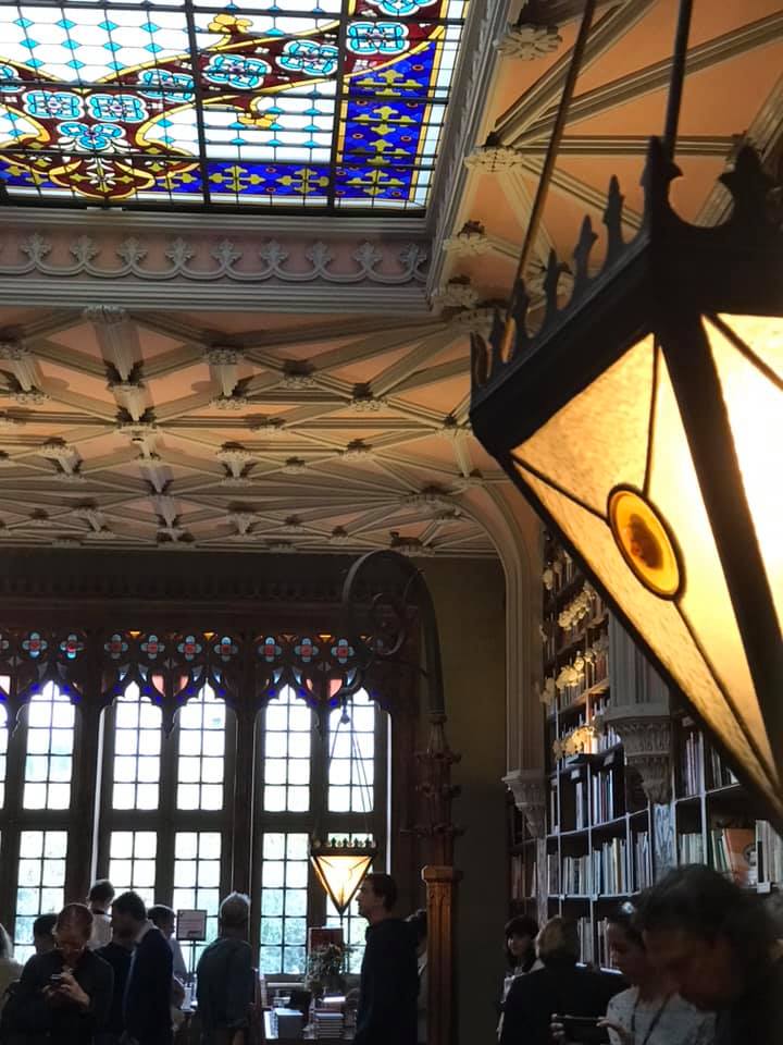 Harry Potter s-a născut la Porto! Am fost în mica librărie portugheză care a inspirat-o pe J.K. Rowling să scrie poveștile fantastice ale micilor vrăjitori