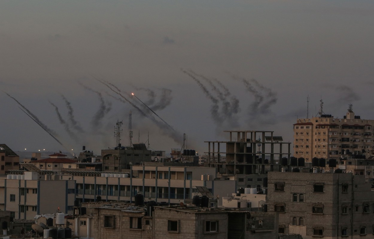 Israel, atacat de Hamas cu mii de rachete. „Suntem în război”, spune Netanyahu. Bombardamente puternice în Fâșia Gaza