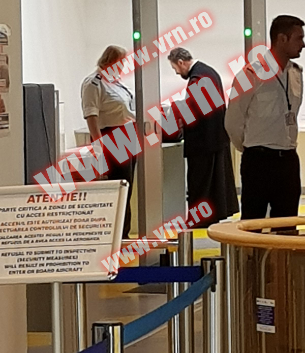 UPDATE/ Episcopul Hușilor nu mai are voie să țină slujbe în biserică. Corneliu Bârlădeanu a plecat din țară