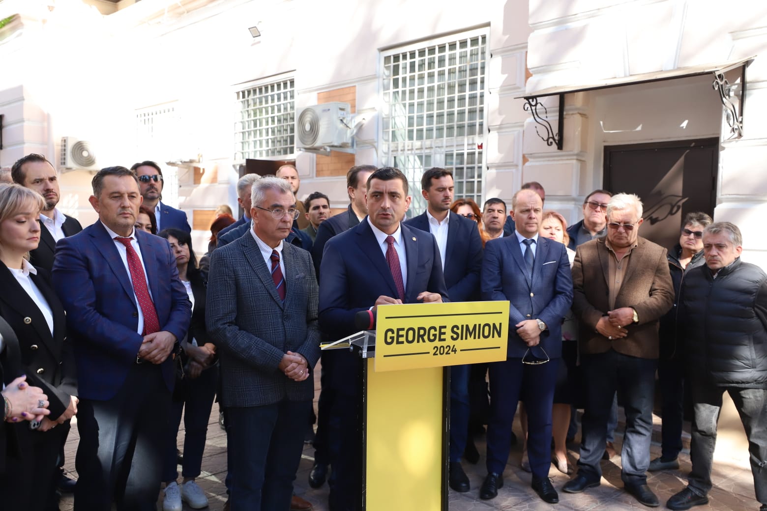 George Simion și Gigi Becali deschid lista AUR la Camera Deputaţilor în București